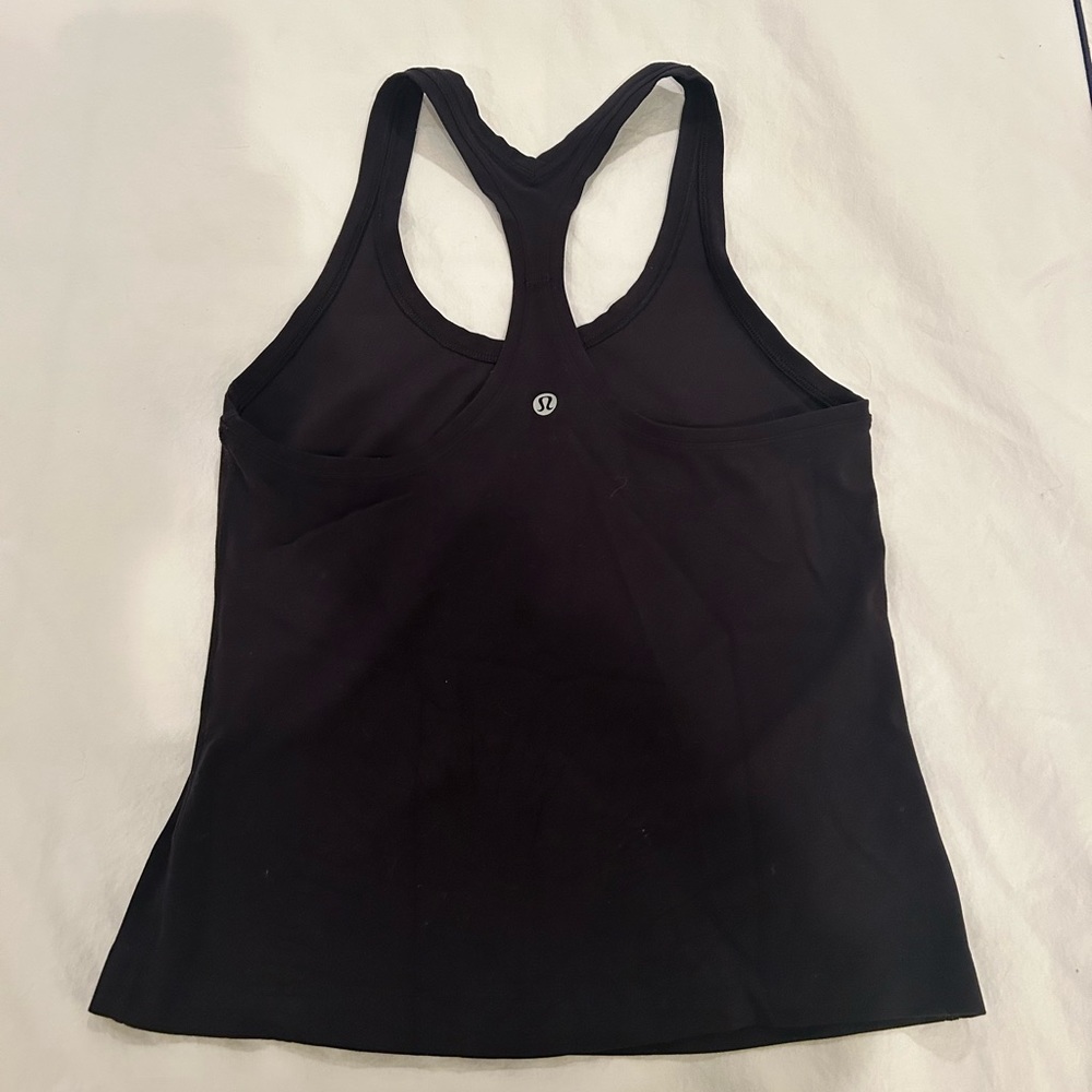 Lululemon tank size 2